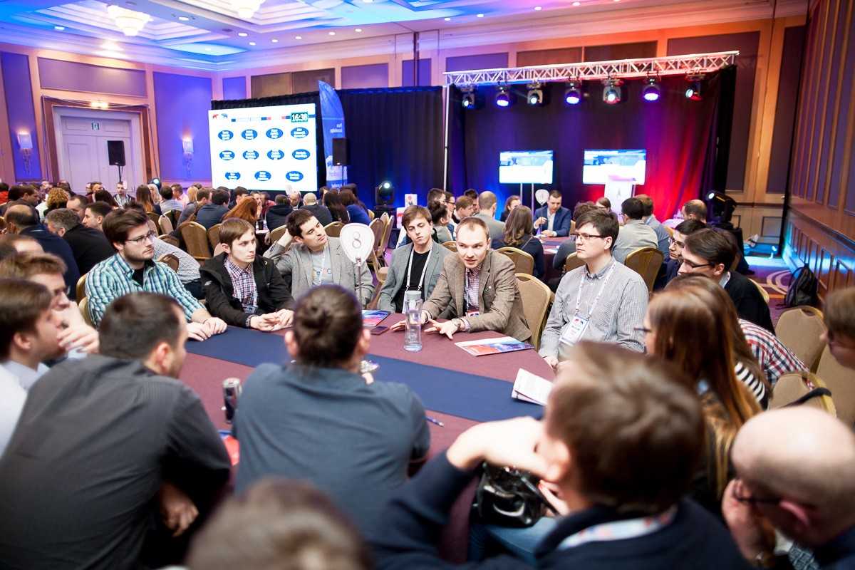 One of the roundtable discussion at Big Data Tech Warsaw Summit 2017.